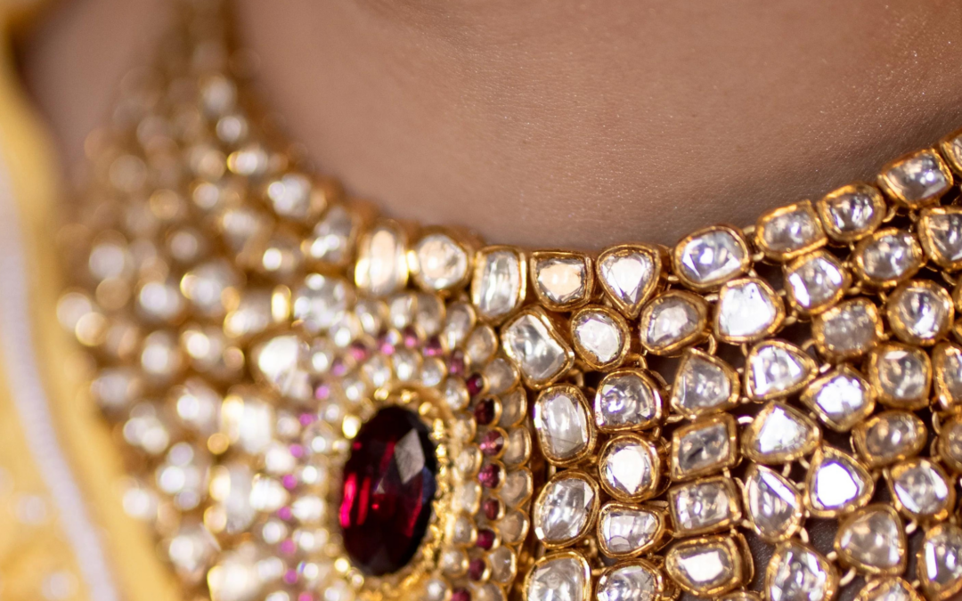 Timeless Elegance: Choosing the Perfect Polki Jewellery for Your Indian Bridal Ensemble